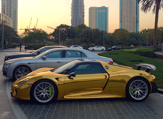 gold-wrapped-porsche-918-4_ywix