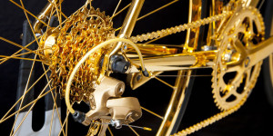 gold-racing-bike_03